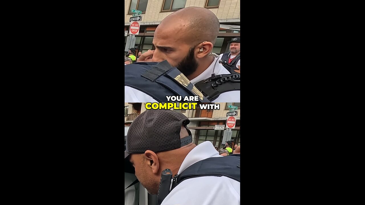 Antifa harassing a driver in Portland