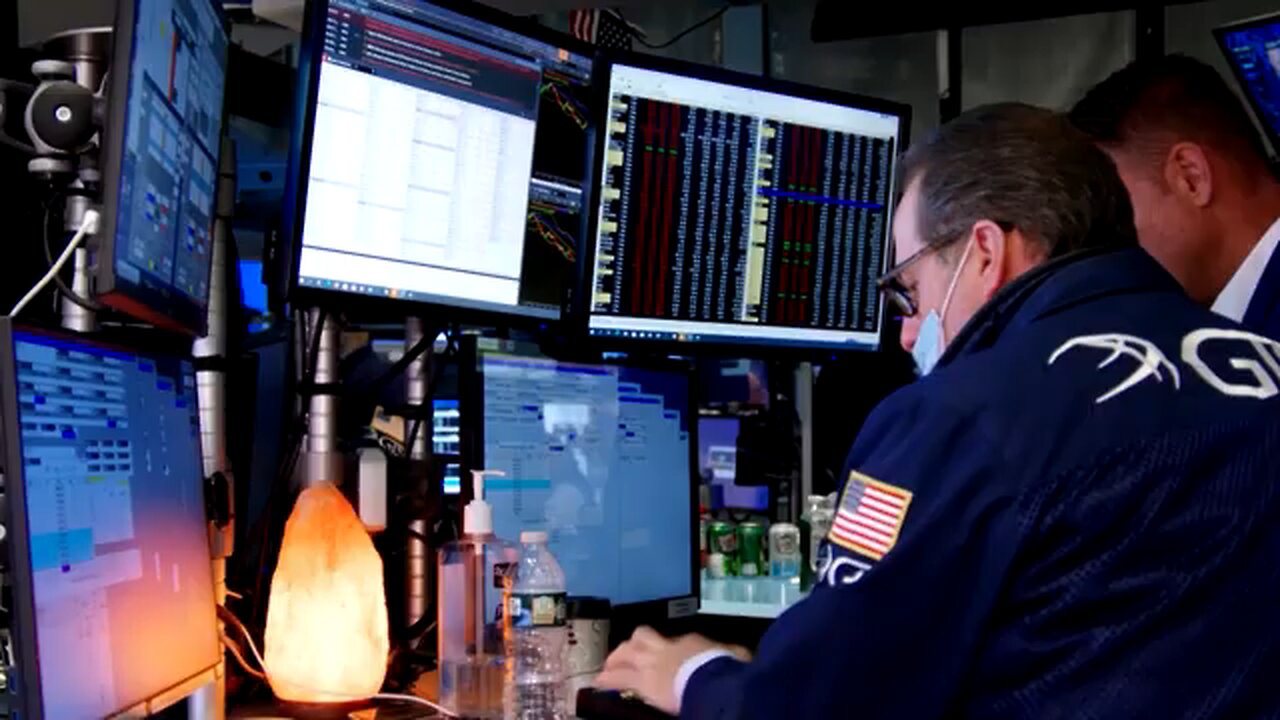 Wall Street ends lower as investors digest Trump's auto tarrifs