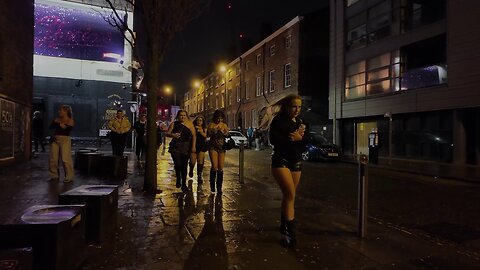 Liverpool Night. Icy wind. Very cold in winter and icy wind. Girls freezing