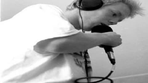 De 6 Apornas Armé (Army of the Six Monkeys) - Visar Hur (Showing How) Ft. Tjyvis 1998 Sweden HD