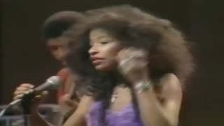 Chaka Khan & Rufus - Sweet Thing = Soul Train 1975