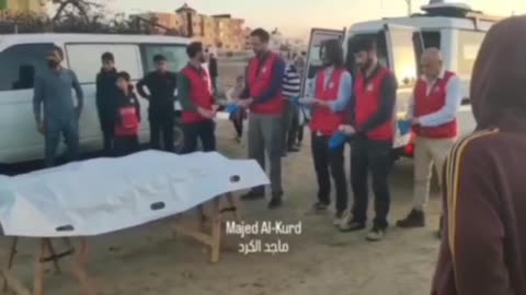 The "ceremony" in the Gaza Strip: the terrorists documented the transfer of the kidnapped hostage.