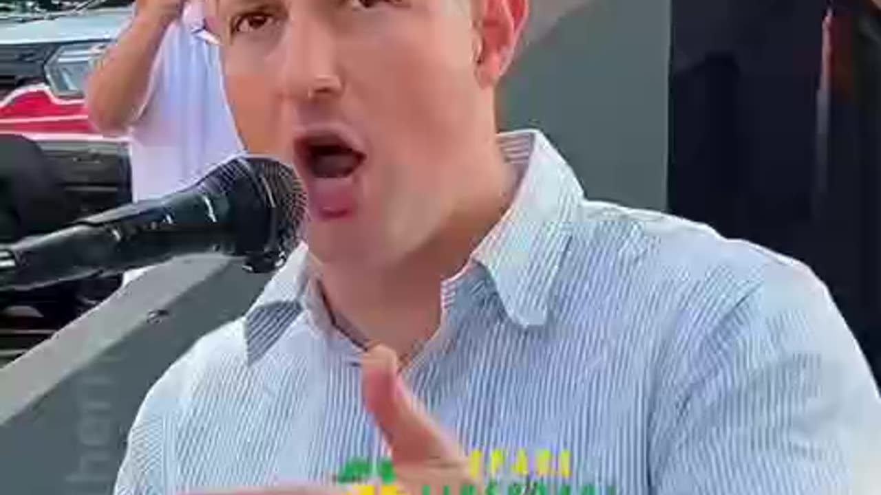 Mas, se acontecer, eu rezo para que o policial saia vivo.”