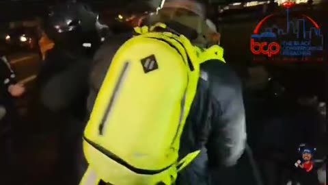 Baton Attack on a journalist in #Portland