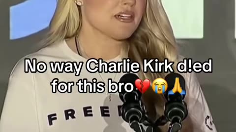 日本利用压电瓷砖将脚步转化为电能。这些瓷砖捕捉来自你脚步的动能。当你行走时，你的重量和