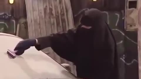 Burka De-Icer