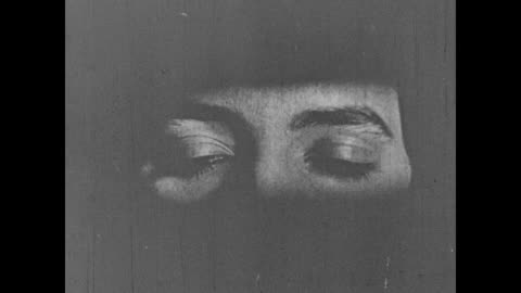 Eyesight Essentials: De Vry 1929