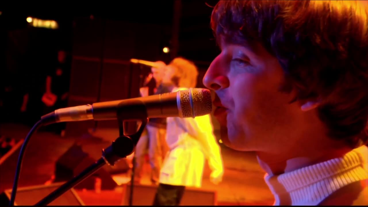 Roll With It - Oasis (live)