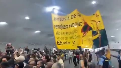 Chaos inside the UN climate summit - Protesters storming the COP30 climate summit in Belém, Brazil