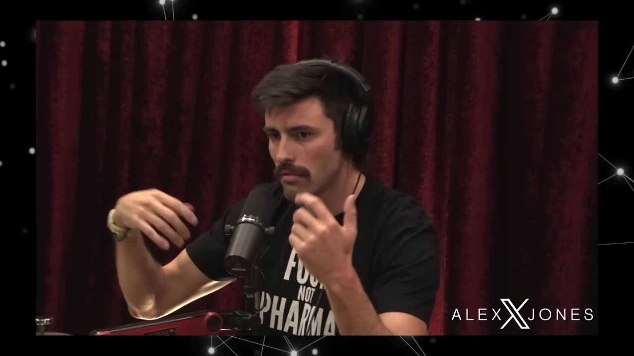 SHOCKING REVEAL: Ian Carroll & Joe Rogan Prove Alex Jones Isn’t Controlled Opposition – MUST-SEE!