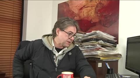 Musisz to wiedzieć (2046)