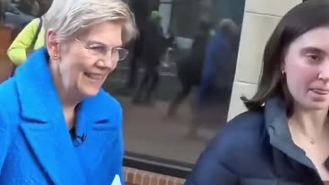 #ElizabethWarren Runs Away From Reporter After Being Asked About Her Wealth