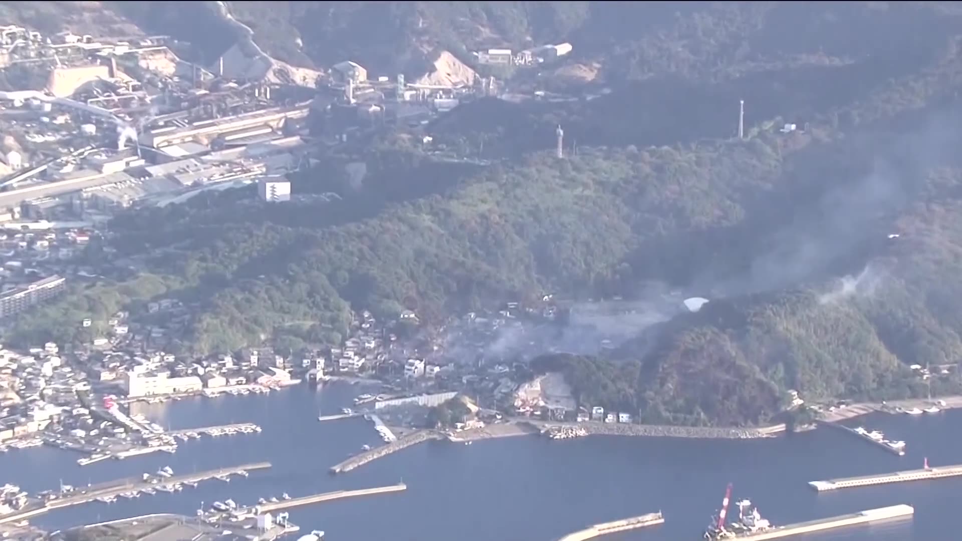Fire razes 170 buildings in southern Japan