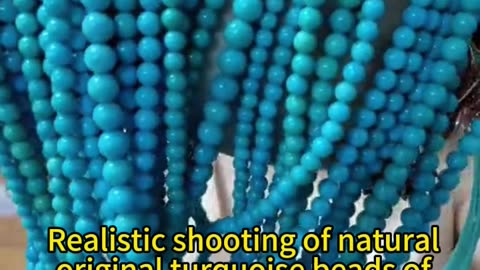 241230-2 Realistic shooting of natural original turquoise beads of different sizes in tile blue