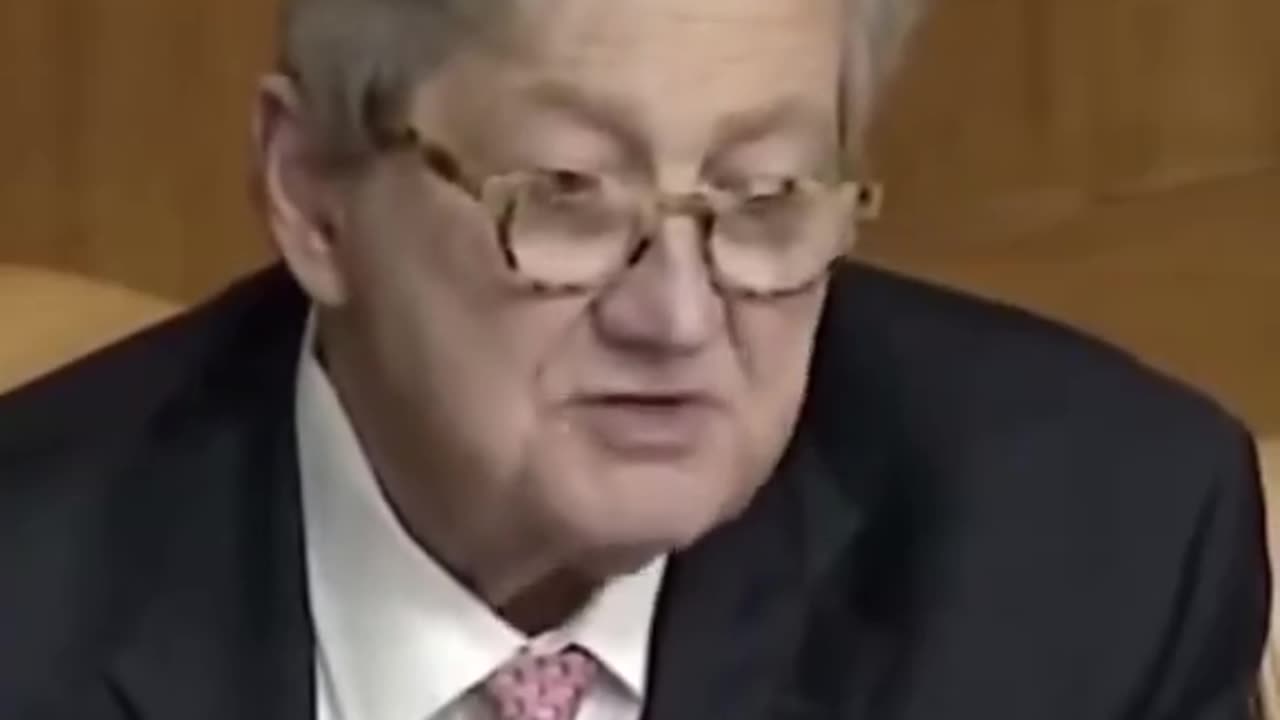 Watch Senator Kennedy school climate change "expert"