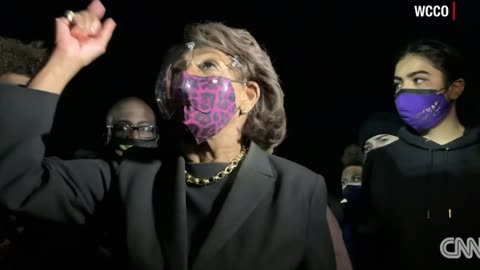 Maxine Waters calls for violence from BLM Protesters