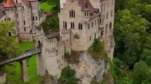 Discover the Fairy-Tale Beauty of Lichtenstein Castle!