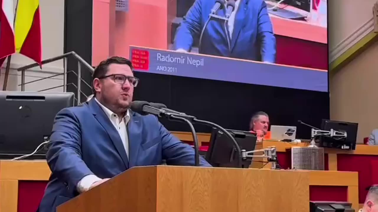 STOP Pirátské ŠIKANĚ demonstrace zaměstnanců Pražských služeb / 2
