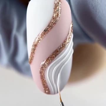 Easy and beautiful Nail Art Design