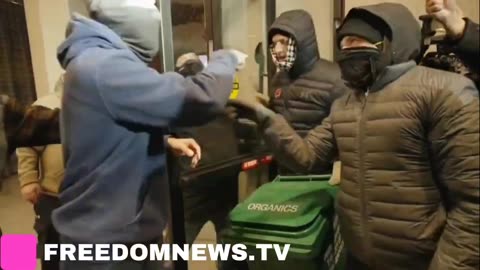 Clashes as Anti-ICE Protesters try to enter the Home Suites by Hilton Hotel where they