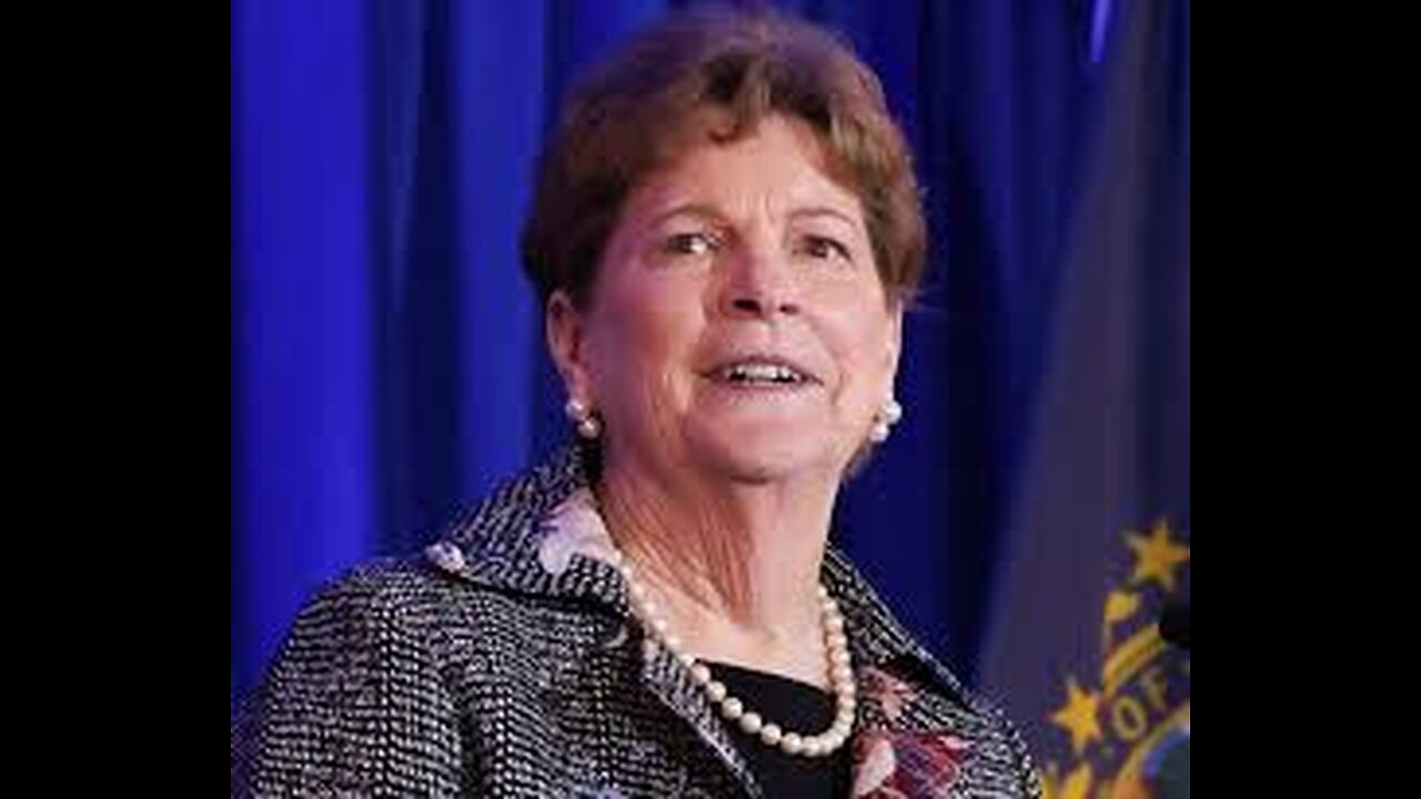 Trump's Layoff Threat Rattles Senate Democrats