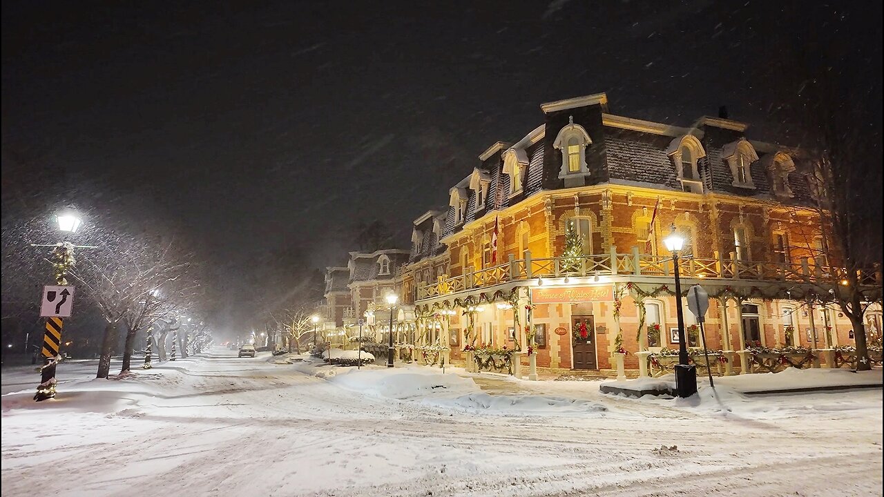 Snowy Night in Winter Wonderland in Most Beautiful Canadian Village - Niagara-on-the-Lake