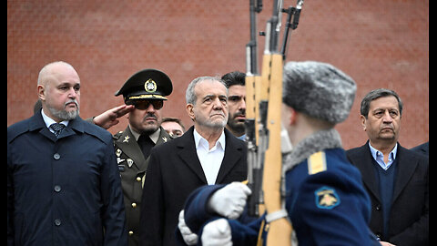 Iranian president lays wreath at Tomb of Unknown Soldier in Moscow