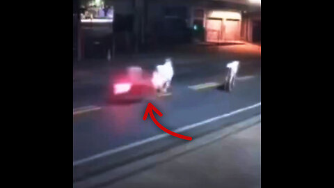 Fallece futbolista brasileño tras chocar en moto con una vaca