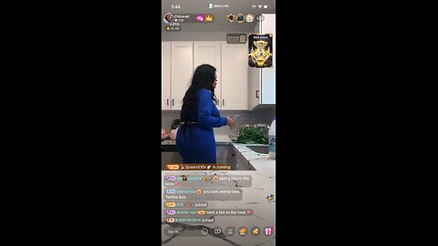 Chyna Red with the new body oddy yuhhhh