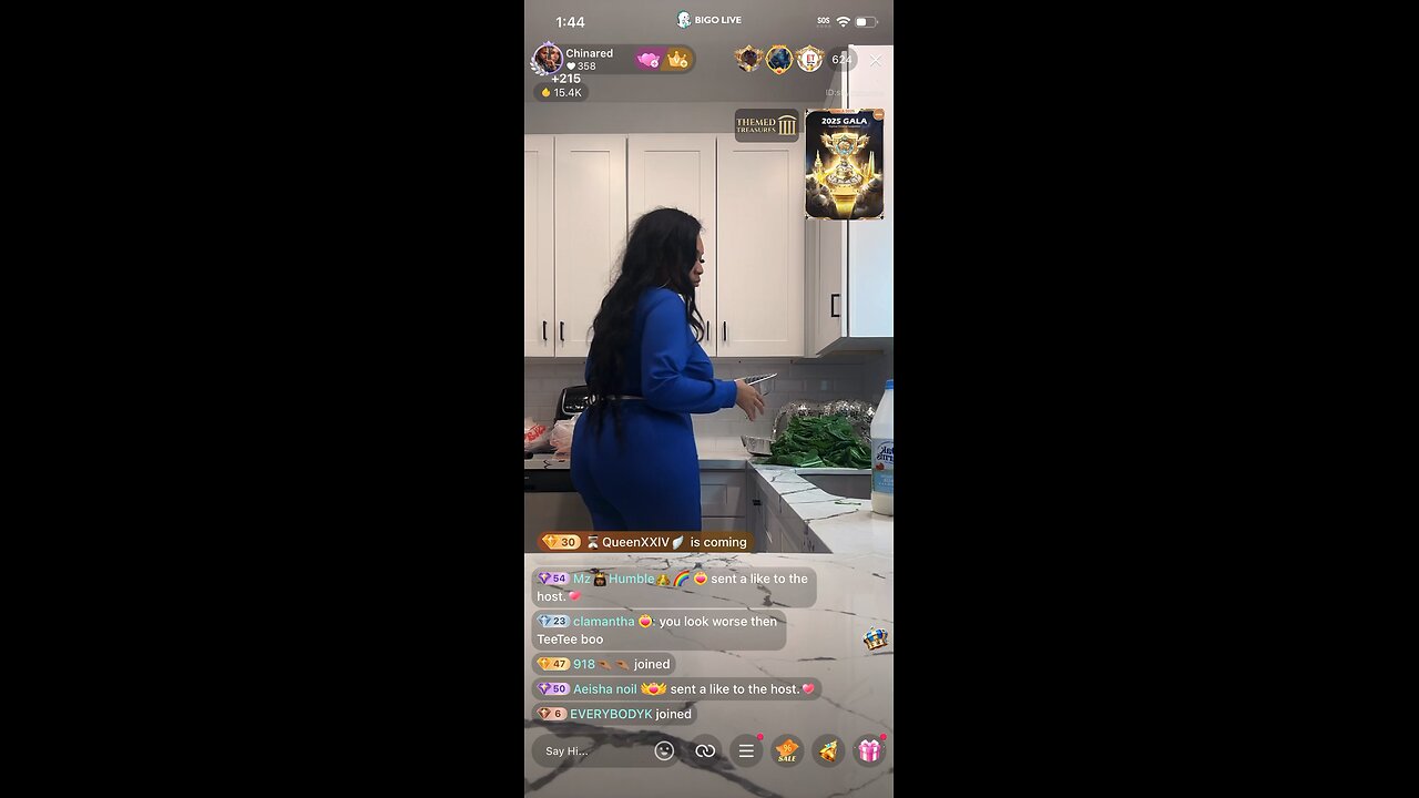 Chyna Red with the new body oddy yuhhhh