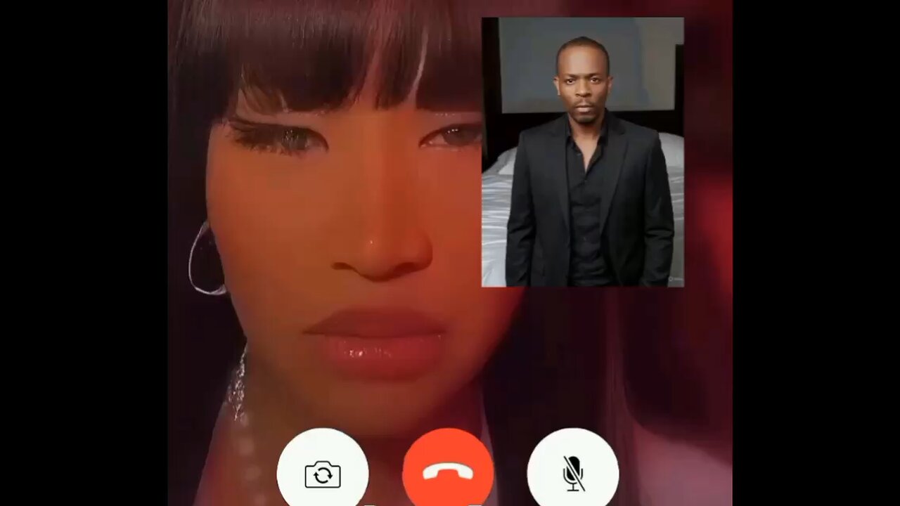 #Nicki Minaj video chatting with Mthogen Beats.