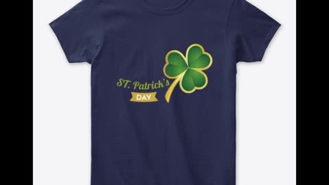 Golden Green Clover St. Patrick's Day - Women's Classic Tee