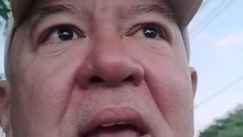 Sobre a premiação de "artistas" brasileiros no exterior.