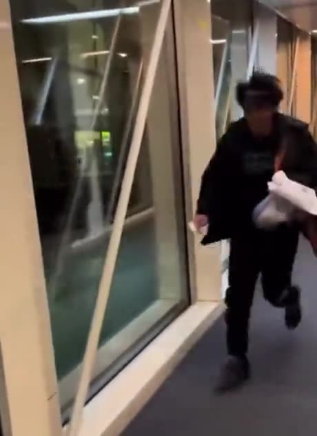 Germany welcoming Men from Afghanistan a week after elections