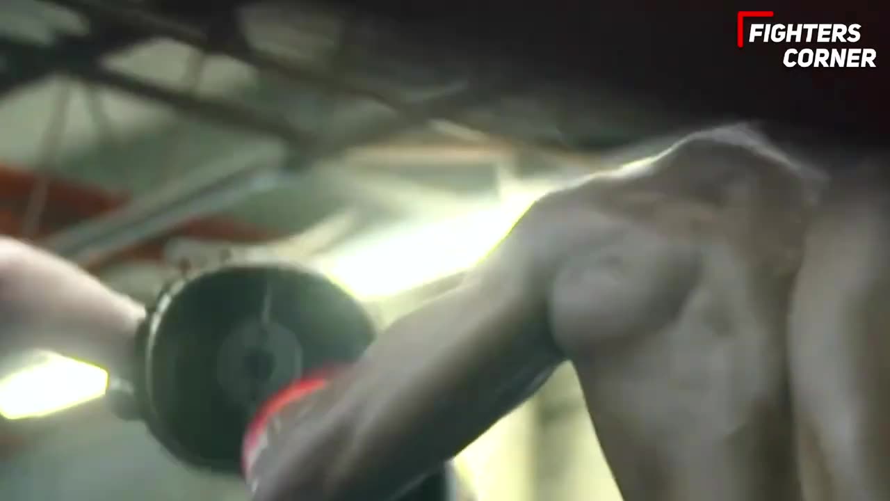 Anthony Joshua EXPOSES Jake Paul For STEROIDS Before Fight!