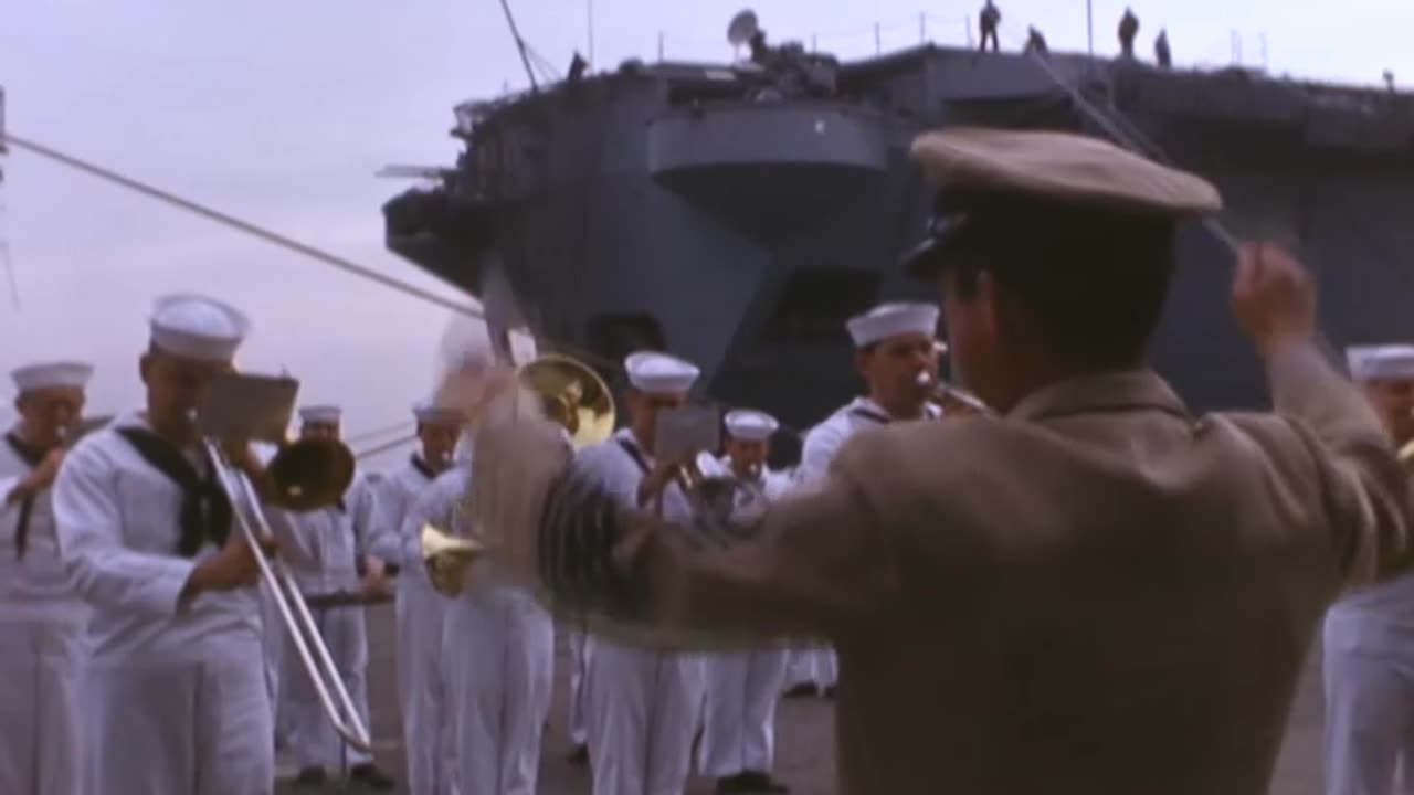 USS INTREPID (CVS-... - USS INTREPID (CVS-11) DEPARTURE FOR VIETNAM NOB, NORFOLK, VI - 428-npc-38266