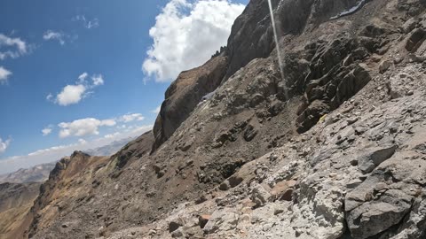 Exploring the highest mountain in Huancavelica - Huaman Razu!