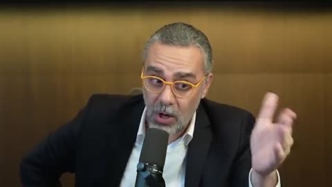 Trump enquadrou Lula — e a grande imprensa escondeu o que realmente aconteceu na ligação entre os dois. 2025/10/07