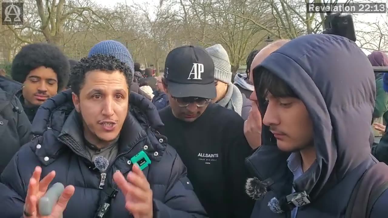 Speakers Corner - Shamsi Runs Again From Manuel and Ex Muslim Billy, 3 Times He Runs