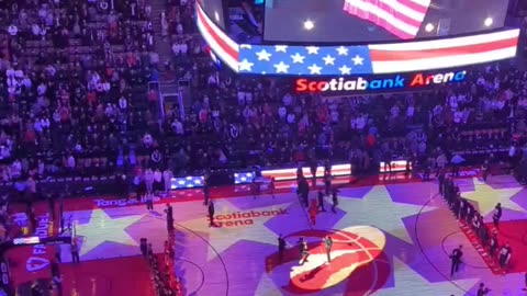 Canadian crowd boos U.S. national anthem at NBA game in Toronto