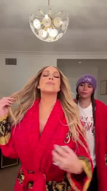 Glam moments with Roe!