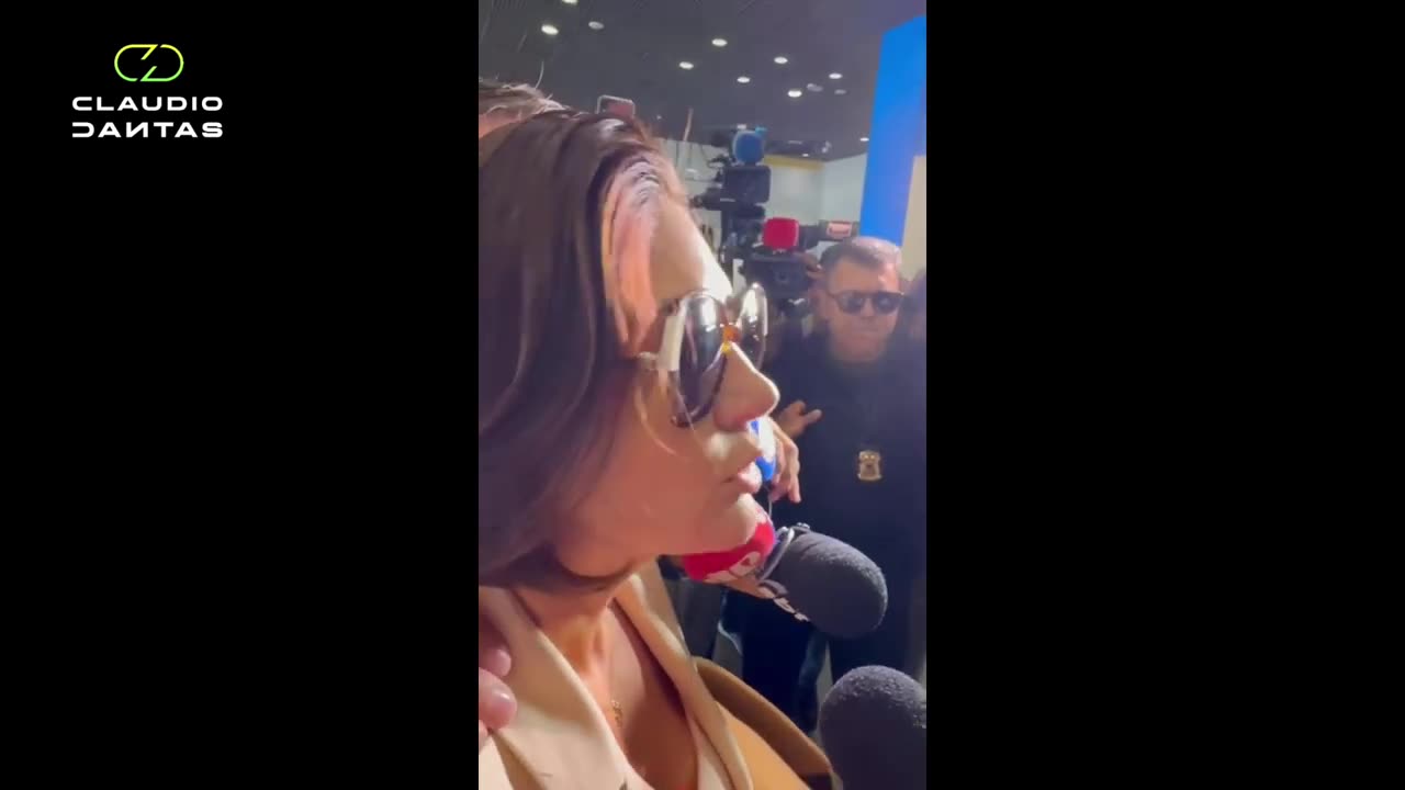 MICHELLE embarca para os EUA, BOLSONARO se emociona