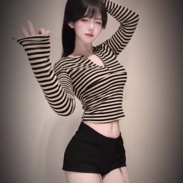 Daily Beauty EP 691 | Stunning Matte black Short Skirt Bewitching Shake Dance