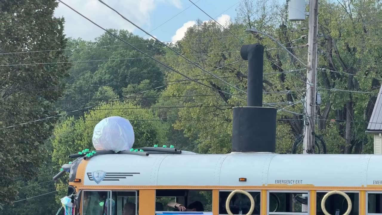 😂🏆 This Homecoming Float Fail is Hilarious! | FunFM