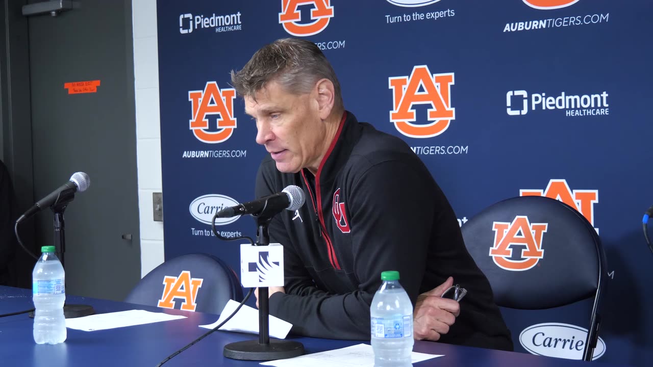 Oklahoma HC Porter Moser /Auburn loss