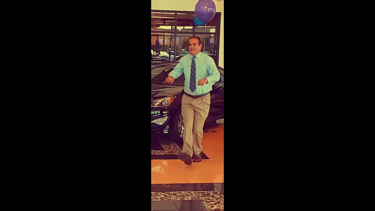 He got dance moves 🤯