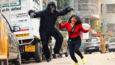 Gorilla Prank on Girls (Part-1)😱😱 PrankBuzz