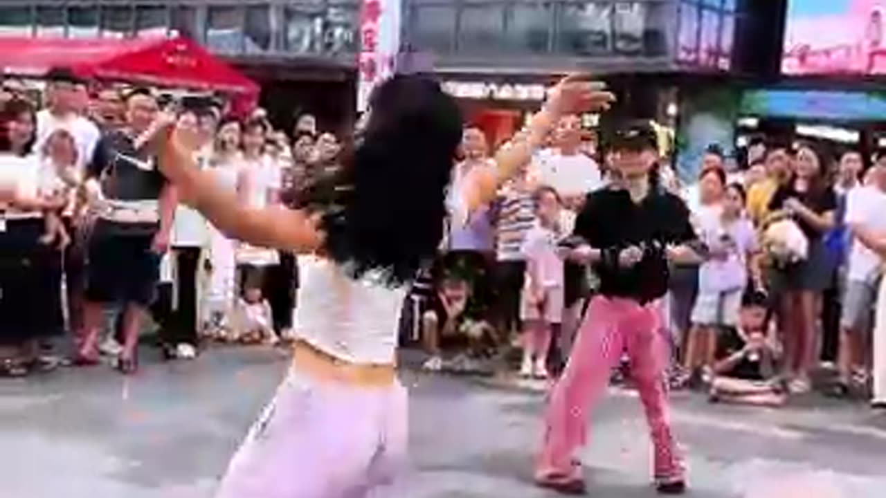 DANCE