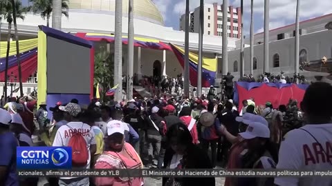 Nicolás Maduro asume la presidencia de Venezuela por los próximos seis años