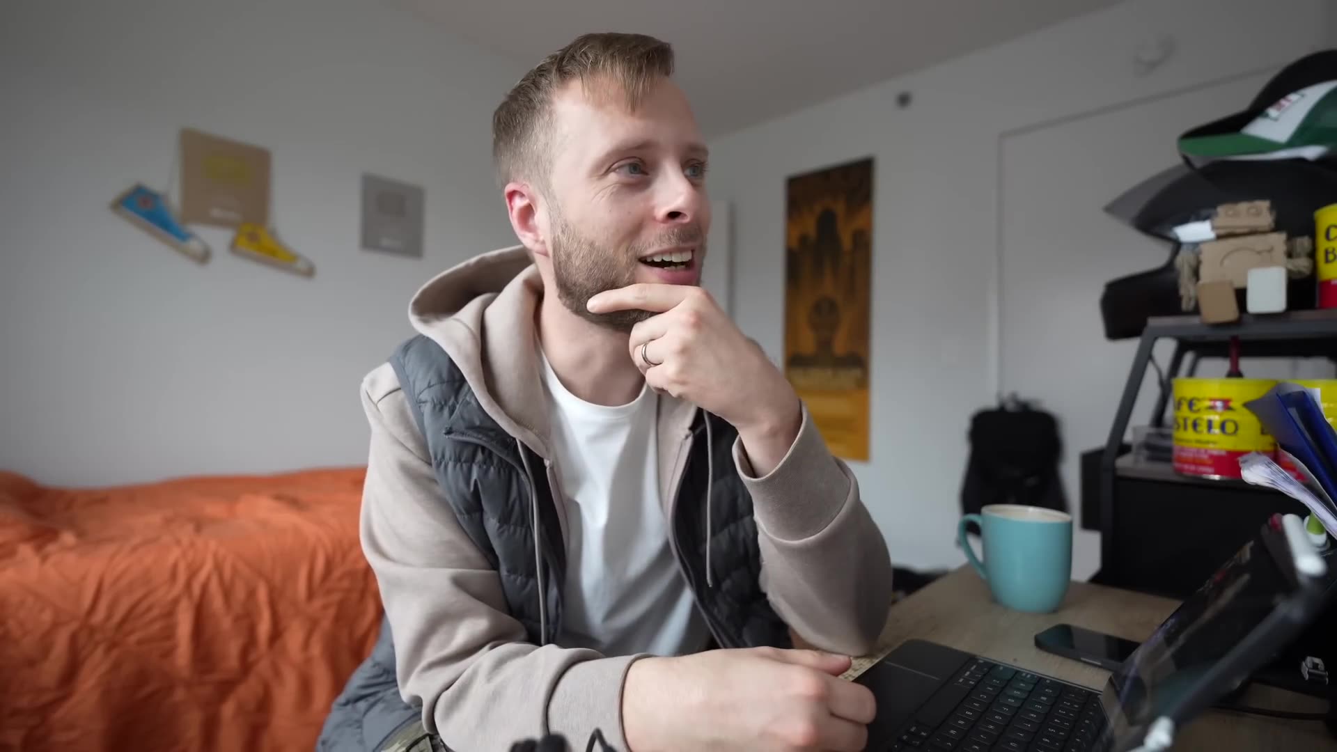 Looters WIPE OUT Chicago Plaza... Mayor DEFIES Trump, EMPTIES THE JAILS